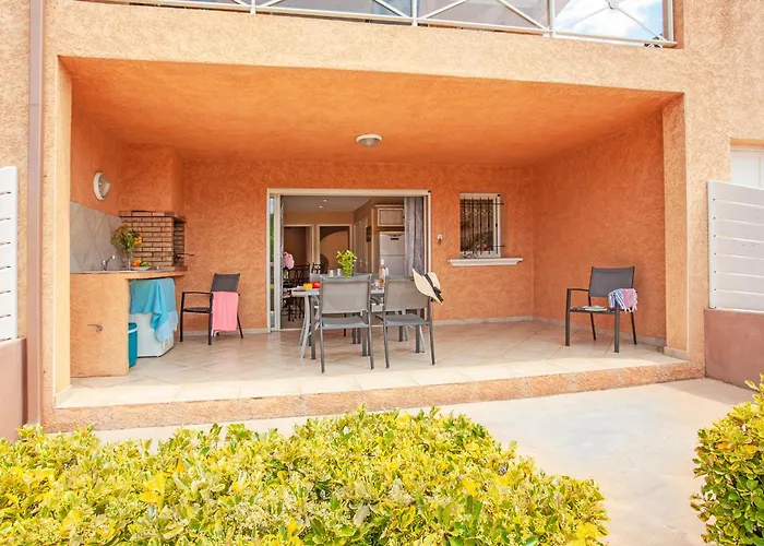 U Guadellu - Piscine Chauffee アパート オレッタ