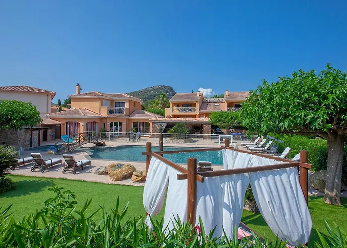 U Guadellu - Piscine Chauffee アパート オレッタ